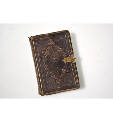 Doble ordinario de la santa misa en latín y castellano  