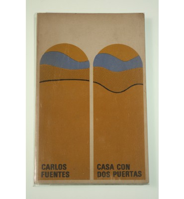 Casa con dos puertas