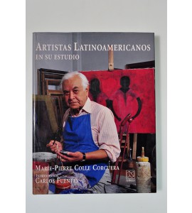 Artistas latinoamericanos en su estudio *